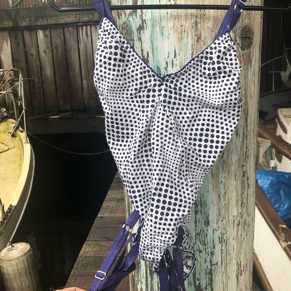 Brand new deep v cotton harness thong Solstice intimates xl